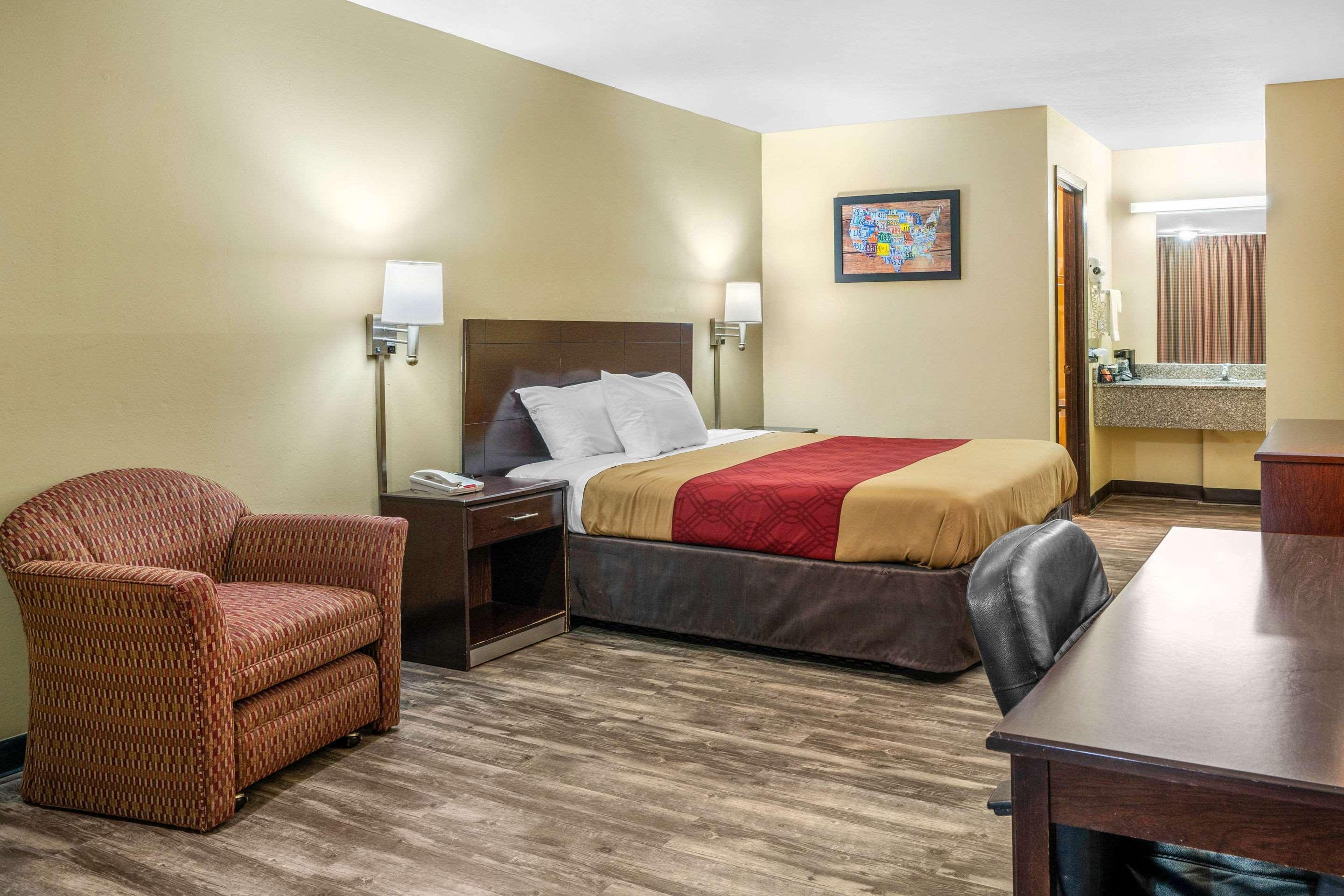 Econo Lodge Near Missouri University Of Science And Technology Rolla Exterior foto